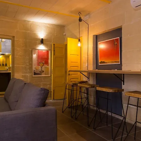 Apartment Cosy 2br Retreat In Valletta *