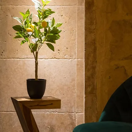 Cosy 2br Retreat In Valletta * Il-Furjana
