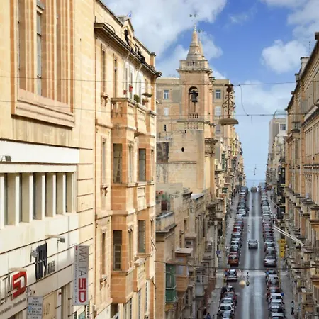 Cosy 2br Retreat In Valletta